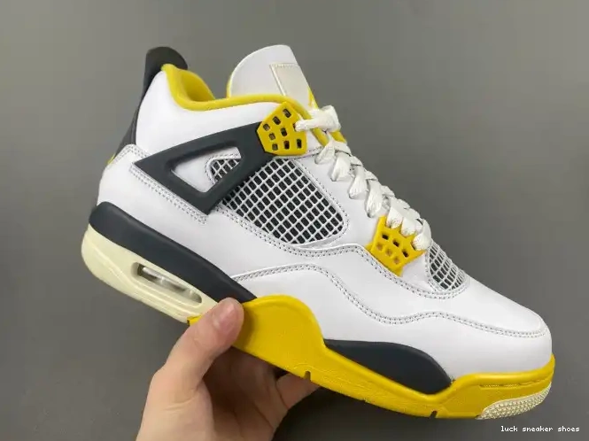 Reps LUCY Air WNNS 4 Jordan AQ9129-101 Vivid Sulfur 0603